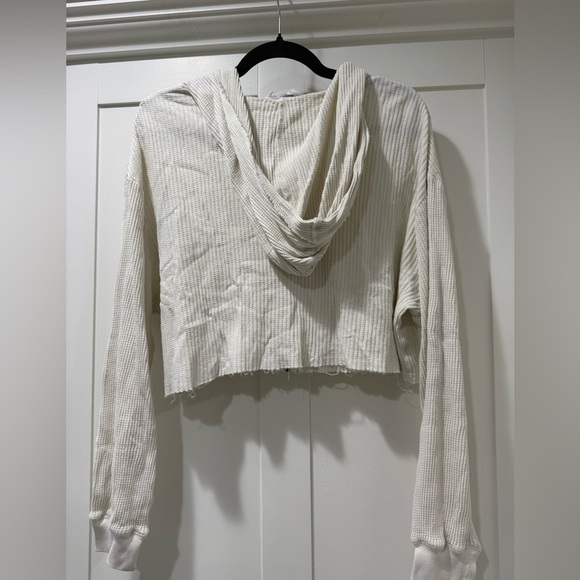 Double Zero Cream Cropped Frayed Hoodie - Picture 4 of 5